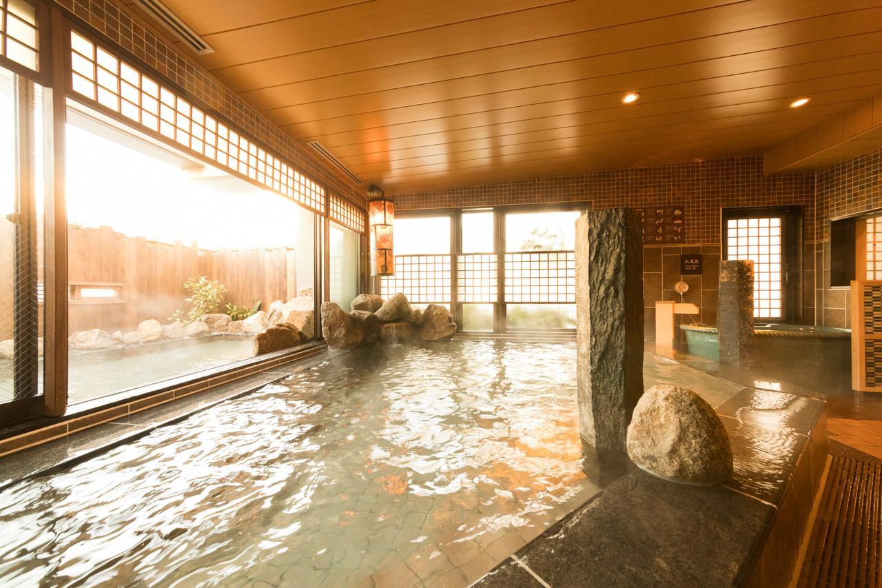 Dormy Inn Matsuyama Natural Hot Spring Exterior foto